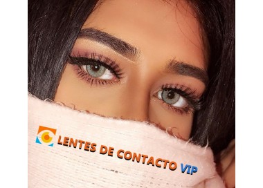 Lentillas Solótica Quartzo Natural Colors en Verde y Gris Claro con Aro de Definición | Lentes de Contacto VIP