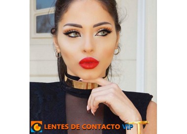 Lentillas Solótica Cristal Natural Colors en Gris Claro con Aro de Definición | Lentes de Contacto VIP