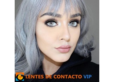 Lentillas Solótica Cristal Natural Colors en Gris Claro con Aro de Definición | Lentes de Contacto VIP